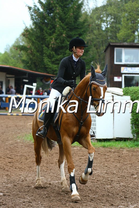 005L5390_Lucky Girl_Spring M mit Stechen.JPG